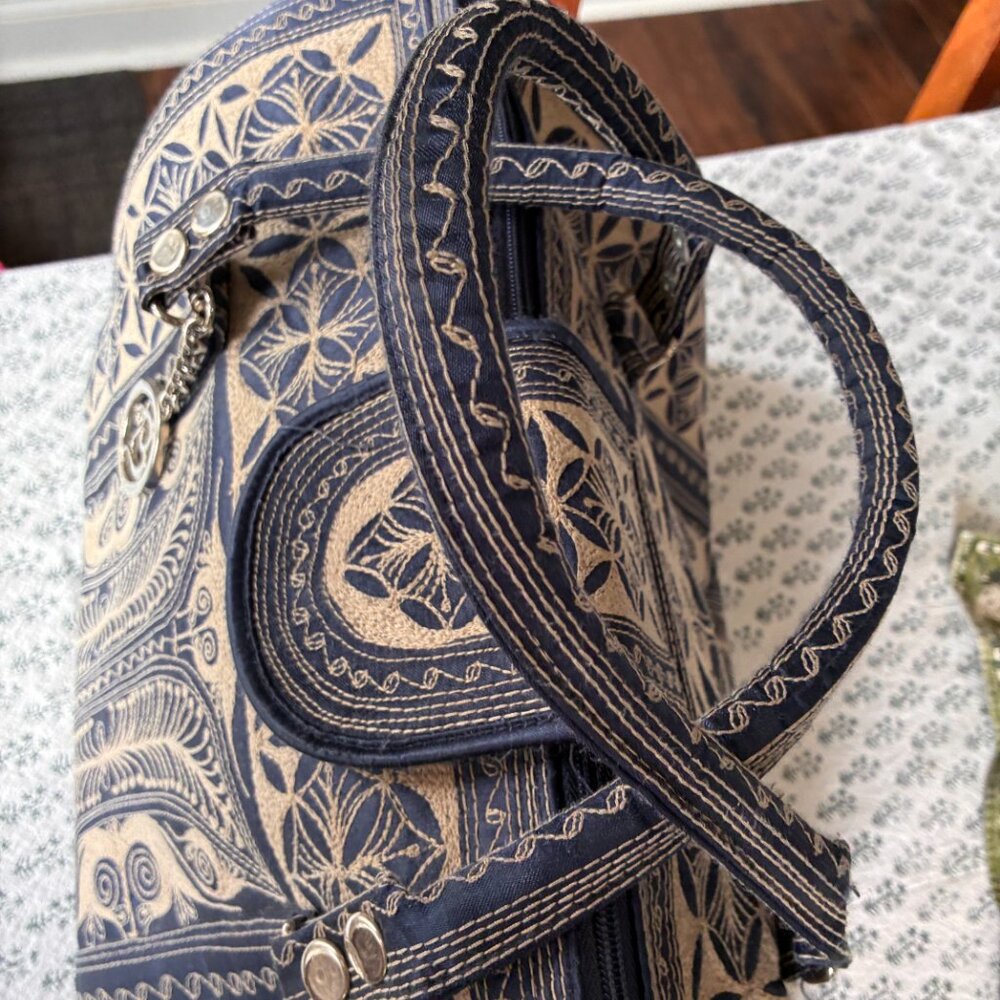 Banda Handbag - Picture 7 of 7